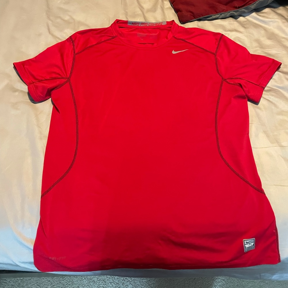 Nike Pro Combat Dri Fit T Shirt XL Red
